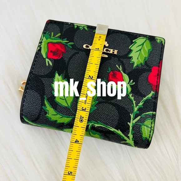 COACH Snap Wallet Signature Canvas Fairytale Rose Print - Picture 13 of 16